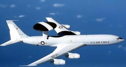 美國空中警戒管制機(jī)（AWACS）（資料圖）